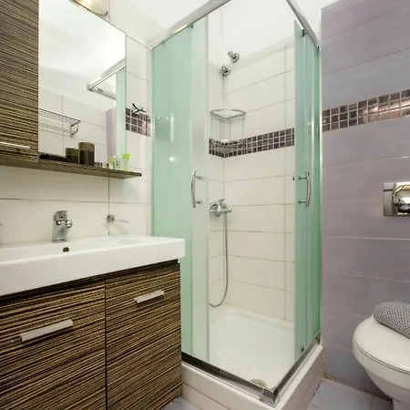 Xerxis Apartment